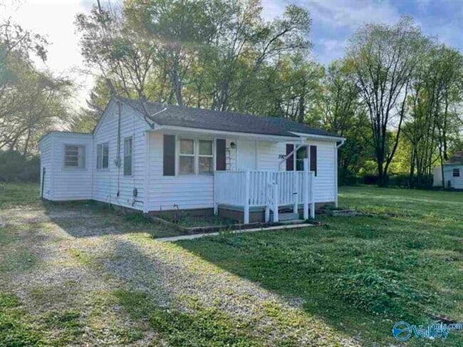 Photo - 3903 Newson Rd SW