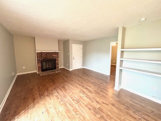 Photo - 4922 Cotton Row NW Unit B