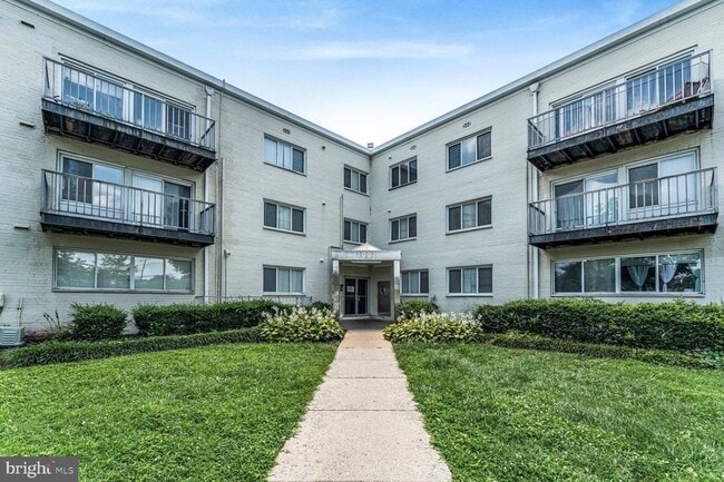 Building Photo - 1001 Chillum Rd Unit 209 Rental