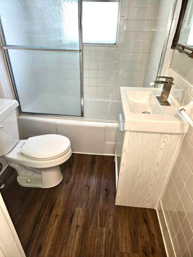 Photo - 1114 N Carlos Ave