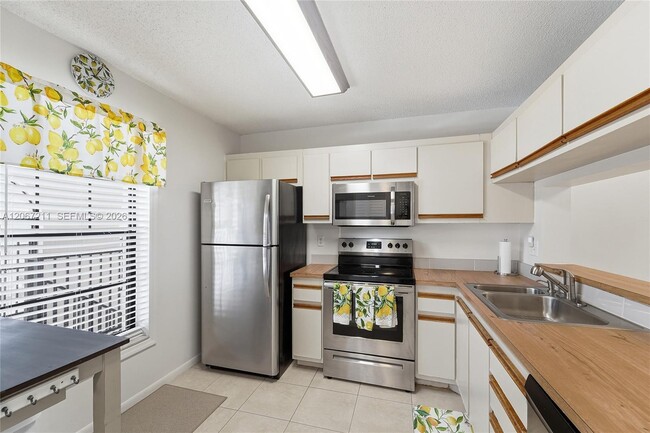 Photo - 2496 NW 89th Dr Unidad 2496