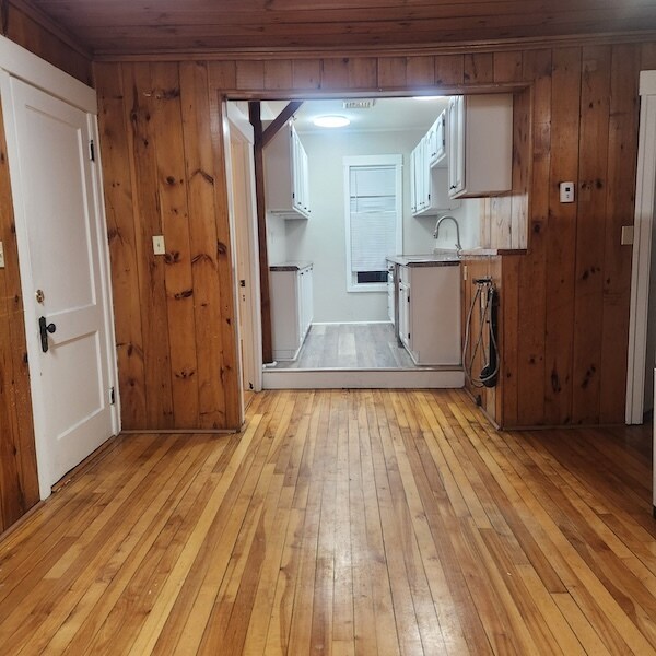 Photo - 5 Cohasset St