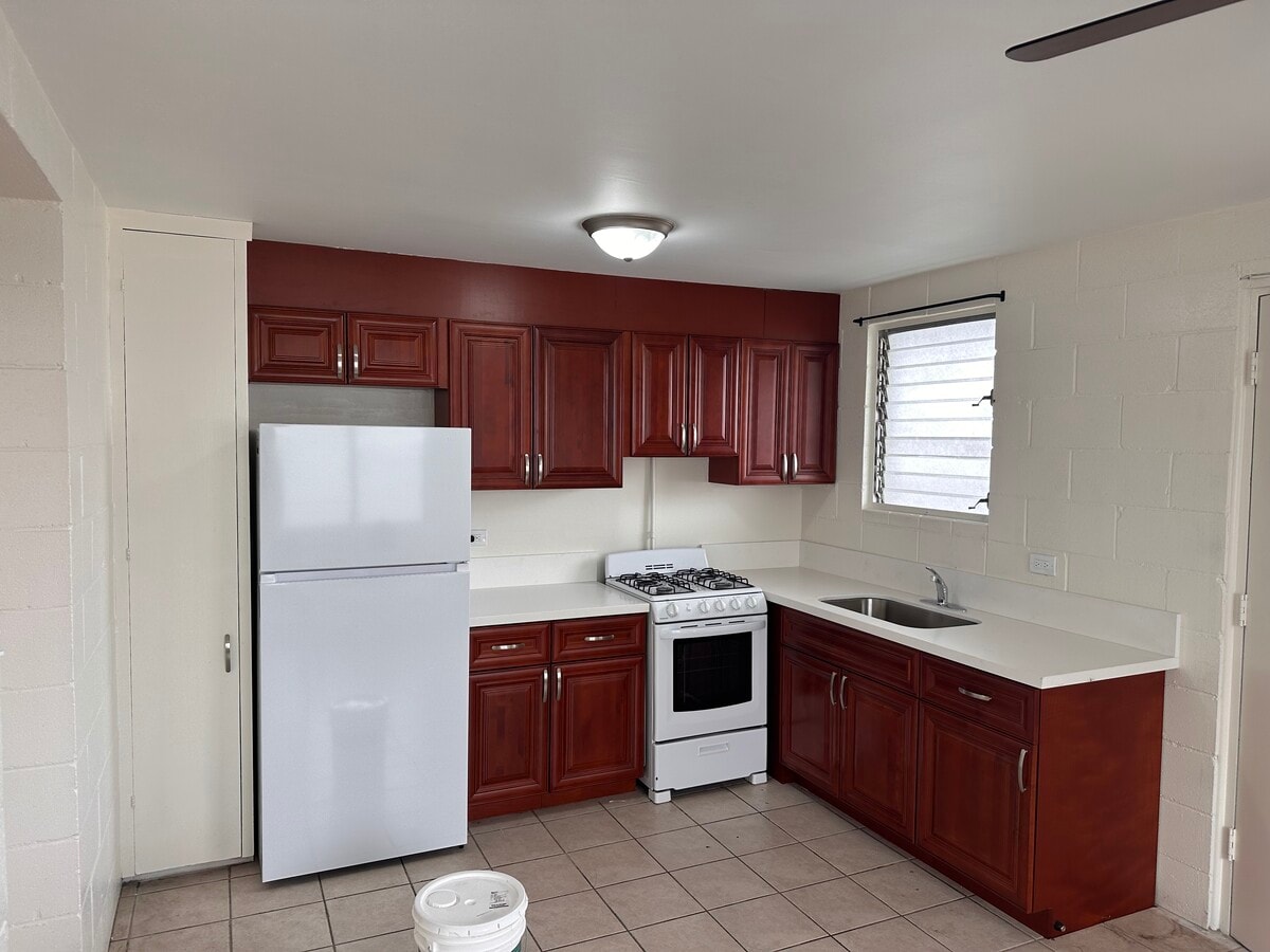 Photo - 1628 Kahai St Unit 1