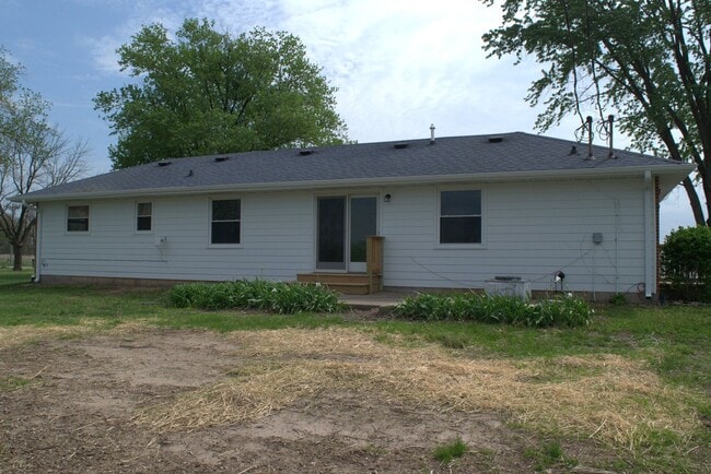 Photo - Nice 3 Bedroom Farm House In Fayette!