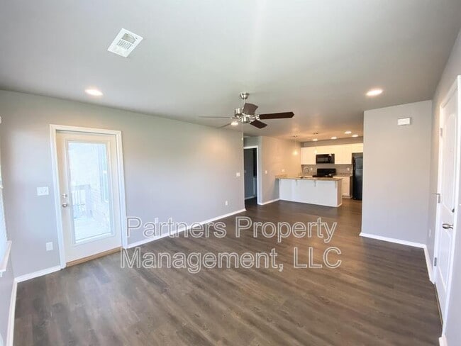 Photo - 810 Hindman Dr