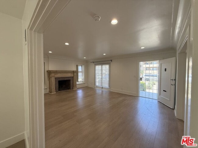 Photo - 830 S Norton Ave