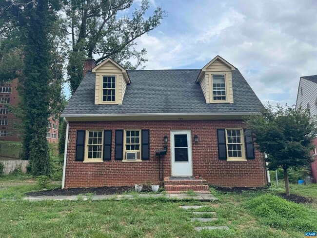 Building Photo - 524 Valley Rd