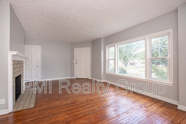 Photo - 3581 Ingleside Rd Unidad Down