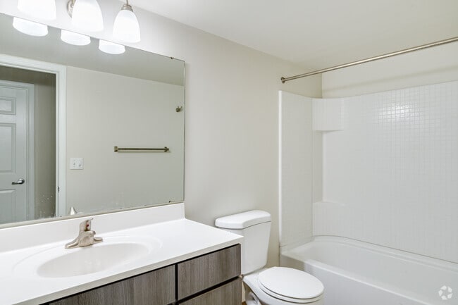 2BR, 1.5BA - Callery, Walkout - 1,125SF