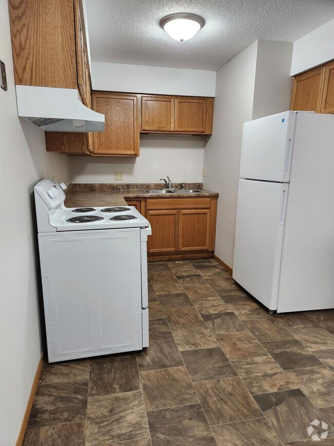 Building Photo - Terrace Height Apartments Unit 608-108