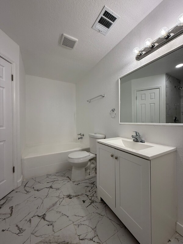 Photo - 7230 Grassy Trail