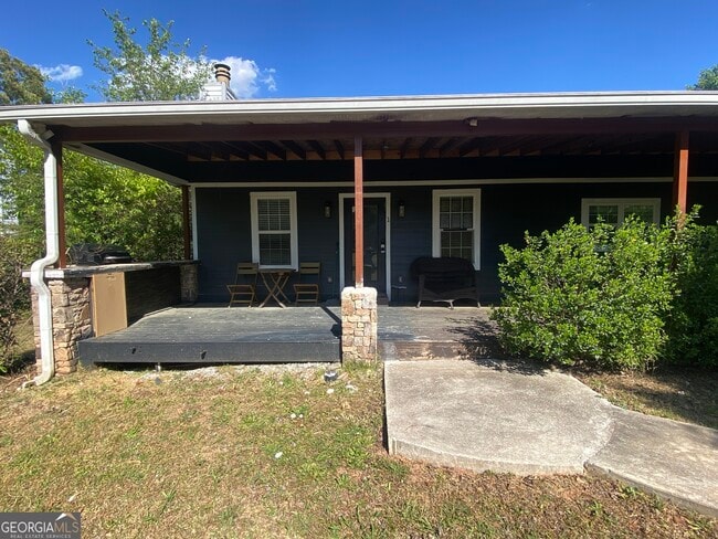 Building Photo - 1256 Chambers Rd