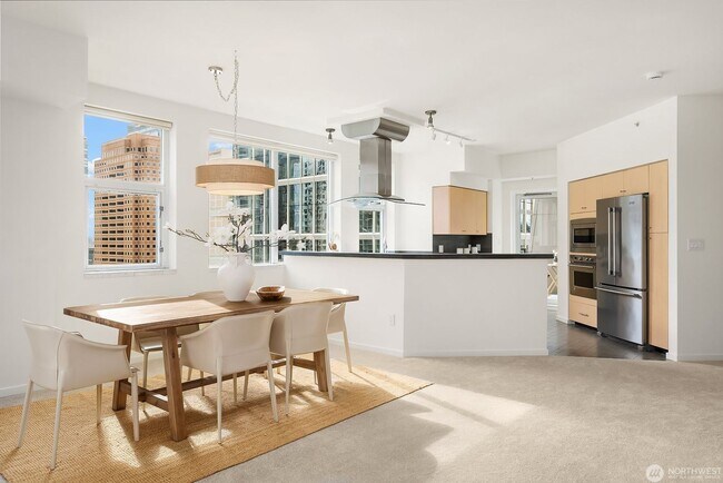 Photo - 2Bd/1.75Ba Bellevue Condo Unit 1002