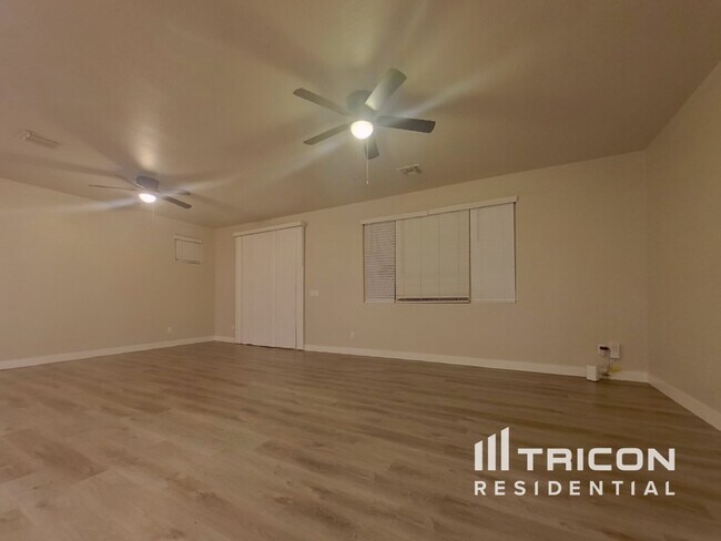 Photo - 16221 W La Ventilla Way