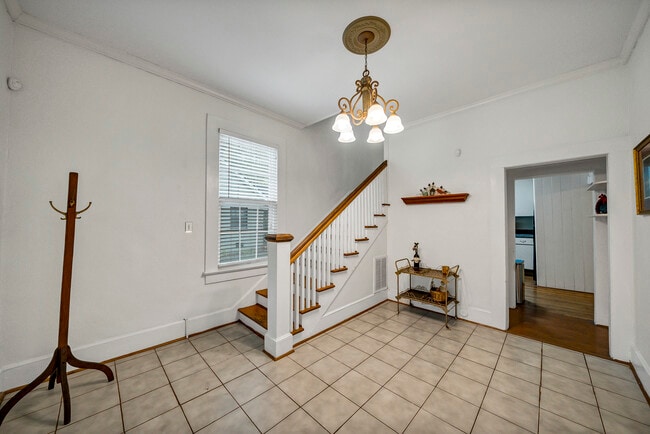 Photo - 804 Woodrow St