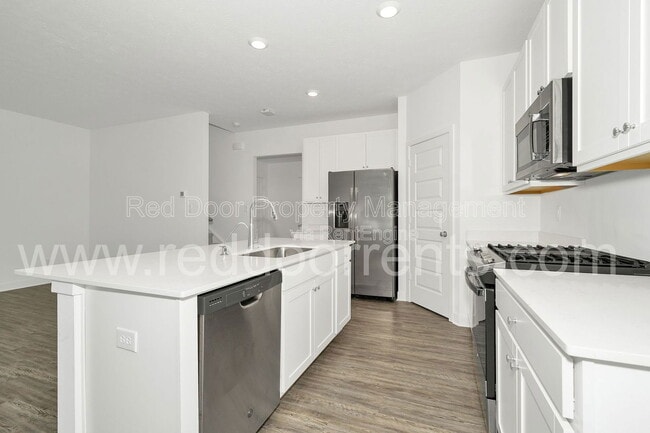 Photo - 6380 Apperson Dr