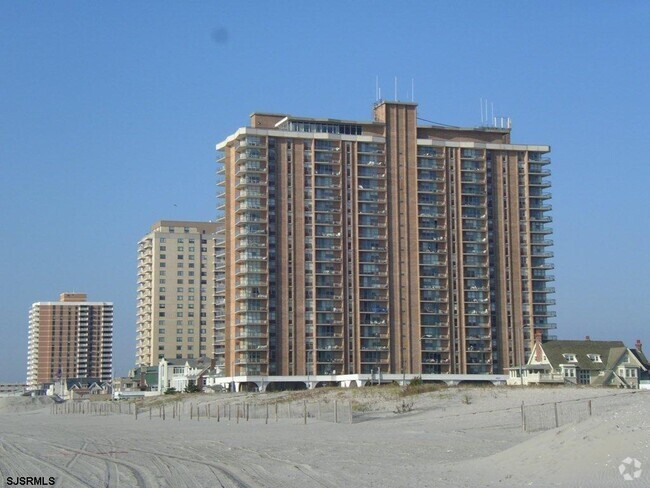 Building Photo - 4800 Boardwalk Unit 1400 Rental