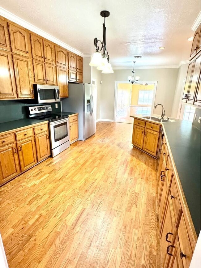 Photo - 1110 Athens Dr