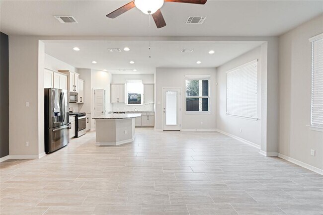 Photo - 2212 Dillon Pond Ln