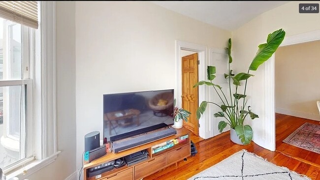 Photo - 22 Boynton St Unidad 1