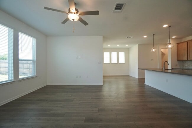 1610 Iberville Dr