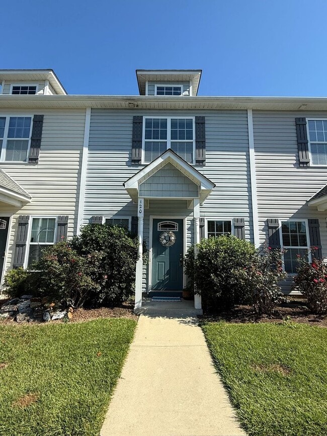 Building Photo - 2 bedroom, 2.5 bath Townhouse