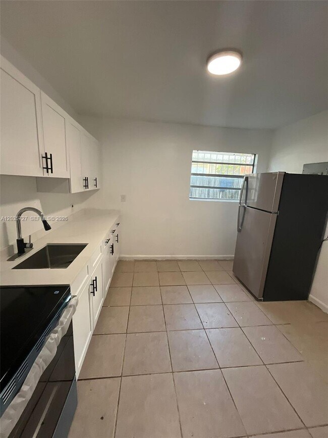 Photo - 6345 N Miami Ave Unit FRONT