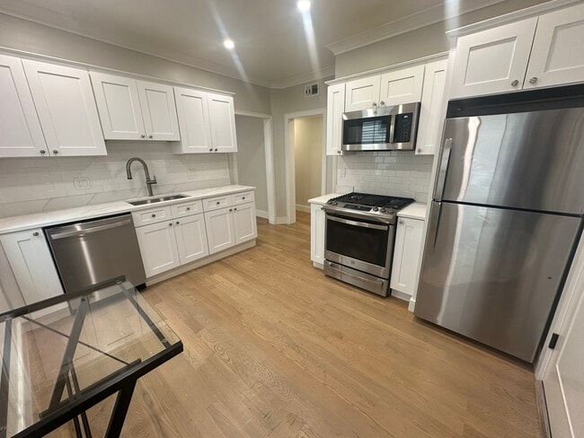 Photo - 44 Iffley Rd Unit 3