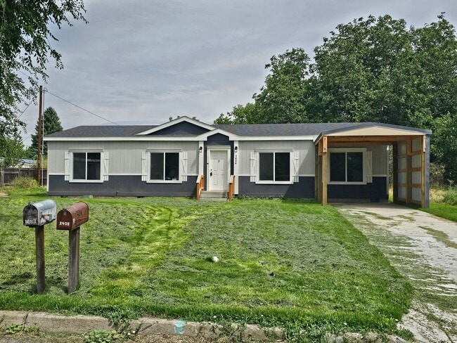 Building Photo - 2404 Empire Loop Rental