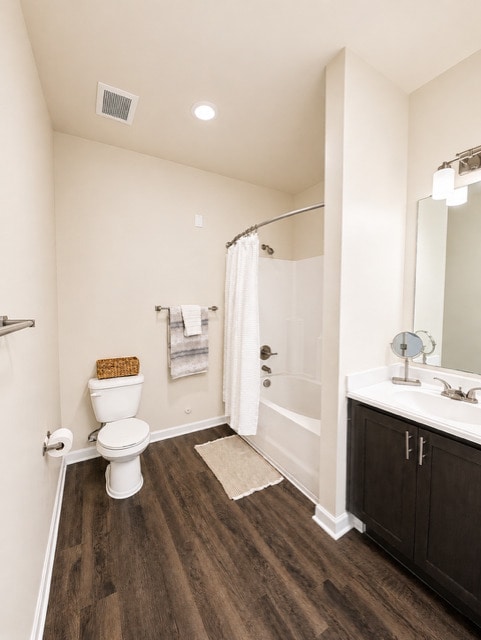 Troutman 2x2 - Primary Bathroom
