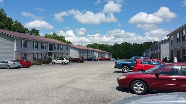 Building Photo - Cumberland Gap Apartments