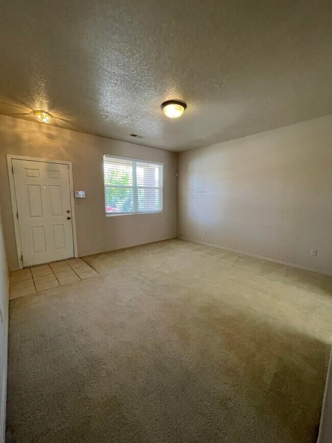 Photo - 919 Molten Pl NW