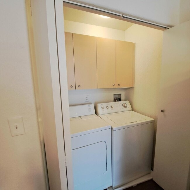 Photo - 2028 Venus Ave Unidad A