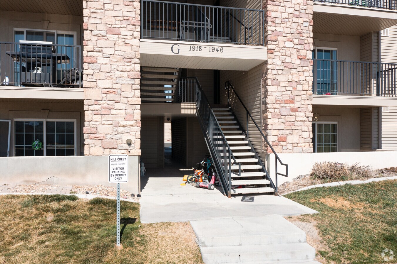 Photo - 151 W Ridge Rd