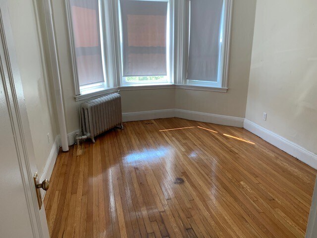 Building Photo - 1193 Boylston St Unit 14 Rental
