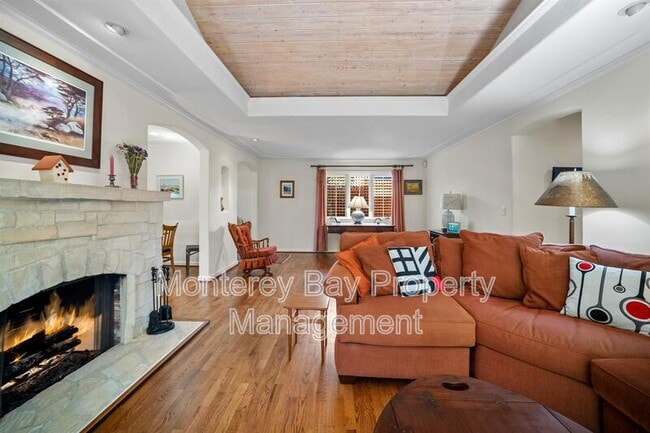 Photo - 24809 Santa Fe St