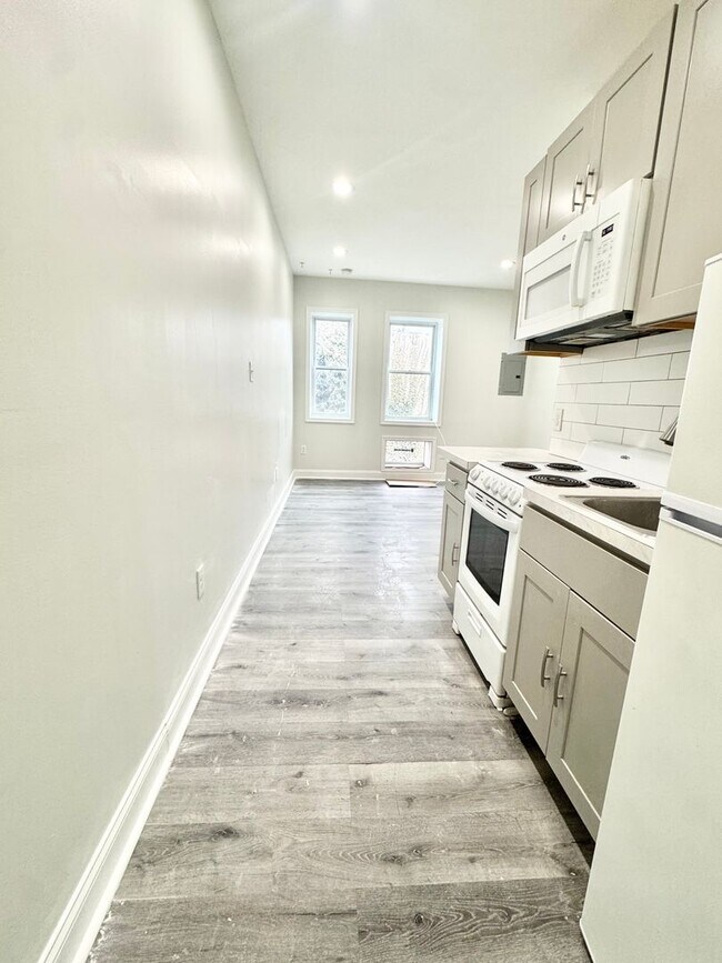 Photo - 5002 Walnut St Unit 3R