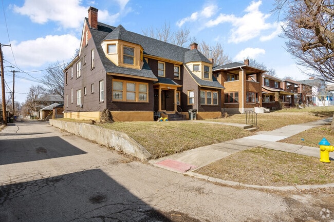 Building Photo - 603 Rockford Ave Unit 1 Rental