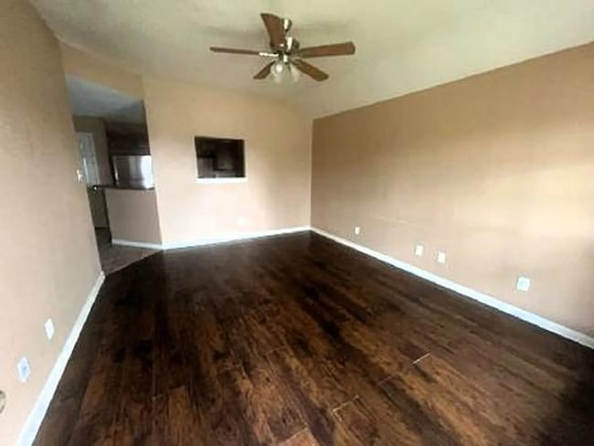 3600 Dustin Ct Unit B