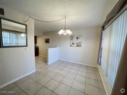 Building Photo - 1137 SW 16th Terrace Unit 1B Rental