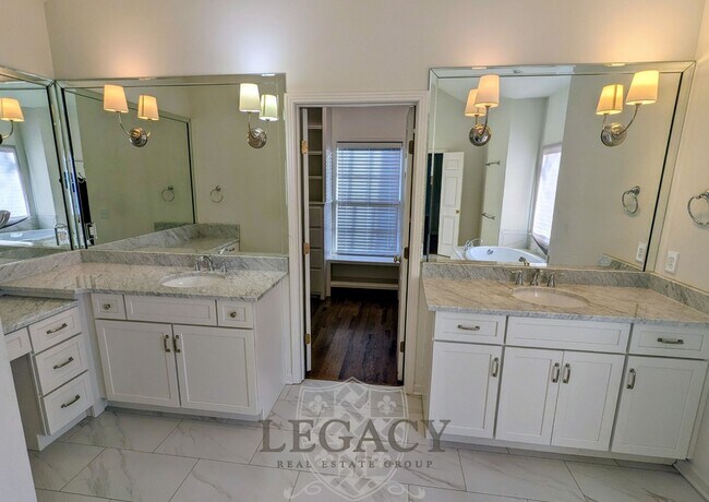 Photo - 9238 Greensboro Ct