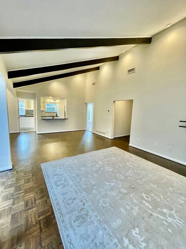 Photo - 10654 Sandpiper Ln