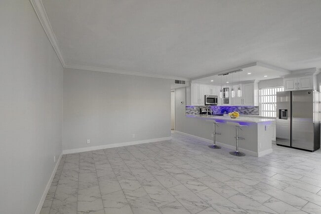 Photo - 974 Normandy Trail Unit 974