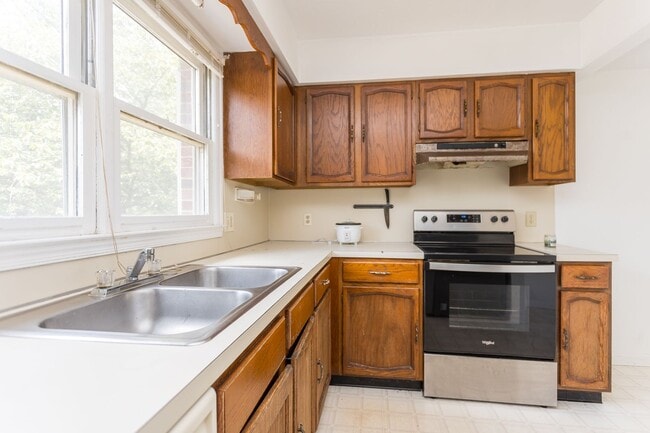 Photo - 1124 Mountain View Dr