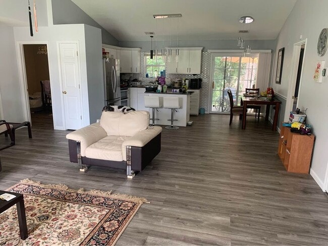 Photo - 591 Hamilton Chase Dr