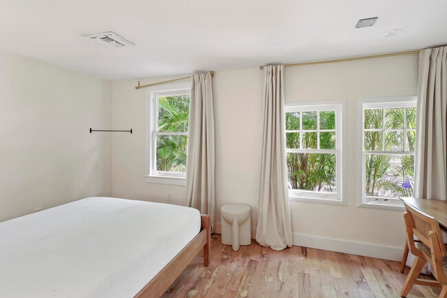 Building Photo - 1309 Florida Ave