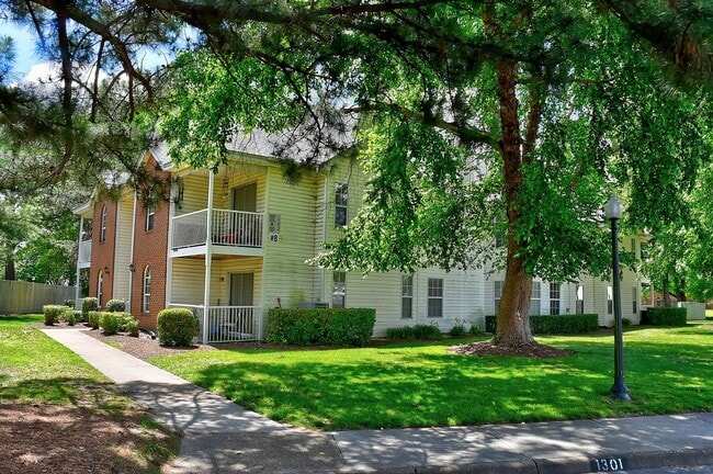 Photo - FOR RENT PRINCESS ANNE GARDENS!!