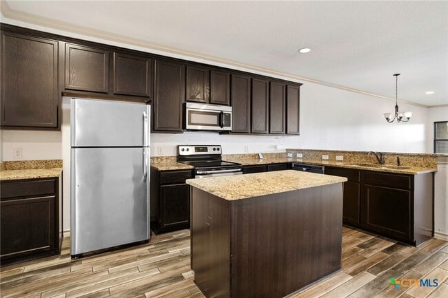 Photo - 1005 Tripp Ln