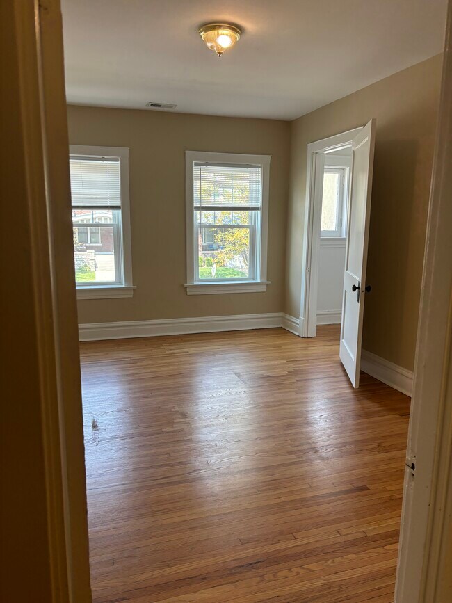 Photo - 5820 South Grand