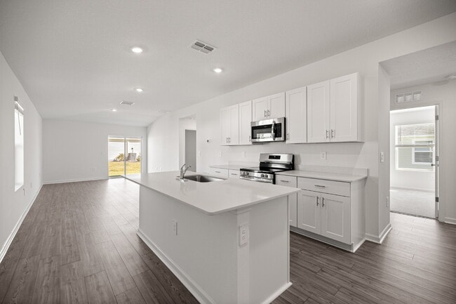 Photo - 3 Bedroom Home in NE Ocala – Available Early September!
